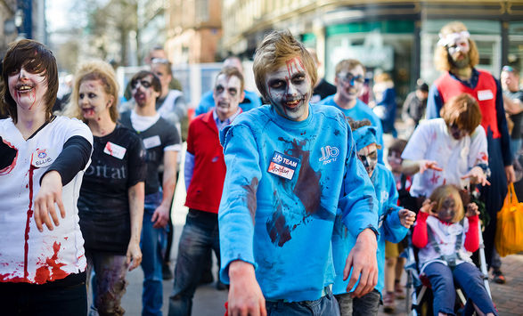 High Street Casualties: Ellie Harrison`s Zombie Walk (2015) Photo: Marcin Sz