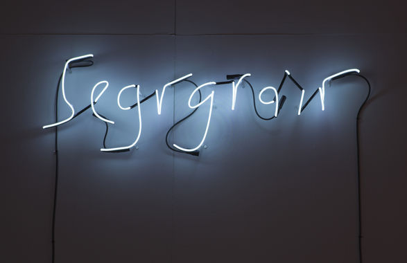 Paul Eastwood, Tuag at Segrgrair, Neon, Cable, 2017. Image by Dewi T Lloyd Paul Eastwood, Tuag at Segrgrair, Neon, Cable, 2017. Image by Dewi T Lloyd
