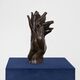 Ebun Sodipo Left Hand of the Sisters 2024. Southwark Park Galleries. Ffoto: Rita Silva